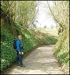 Mick admiring the vegetation, or was he just posing, in the narrow lane leading to the New Inn.